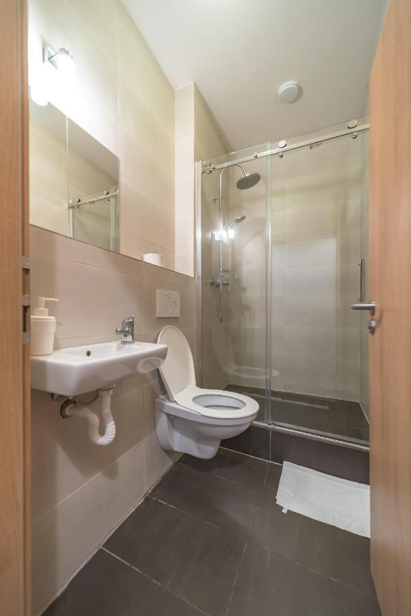 Hostel Orange Прага Экстерьер фото