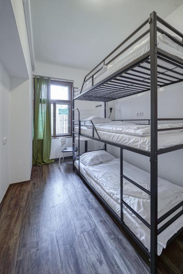 Hostel Orange Прага Экстерьер фото