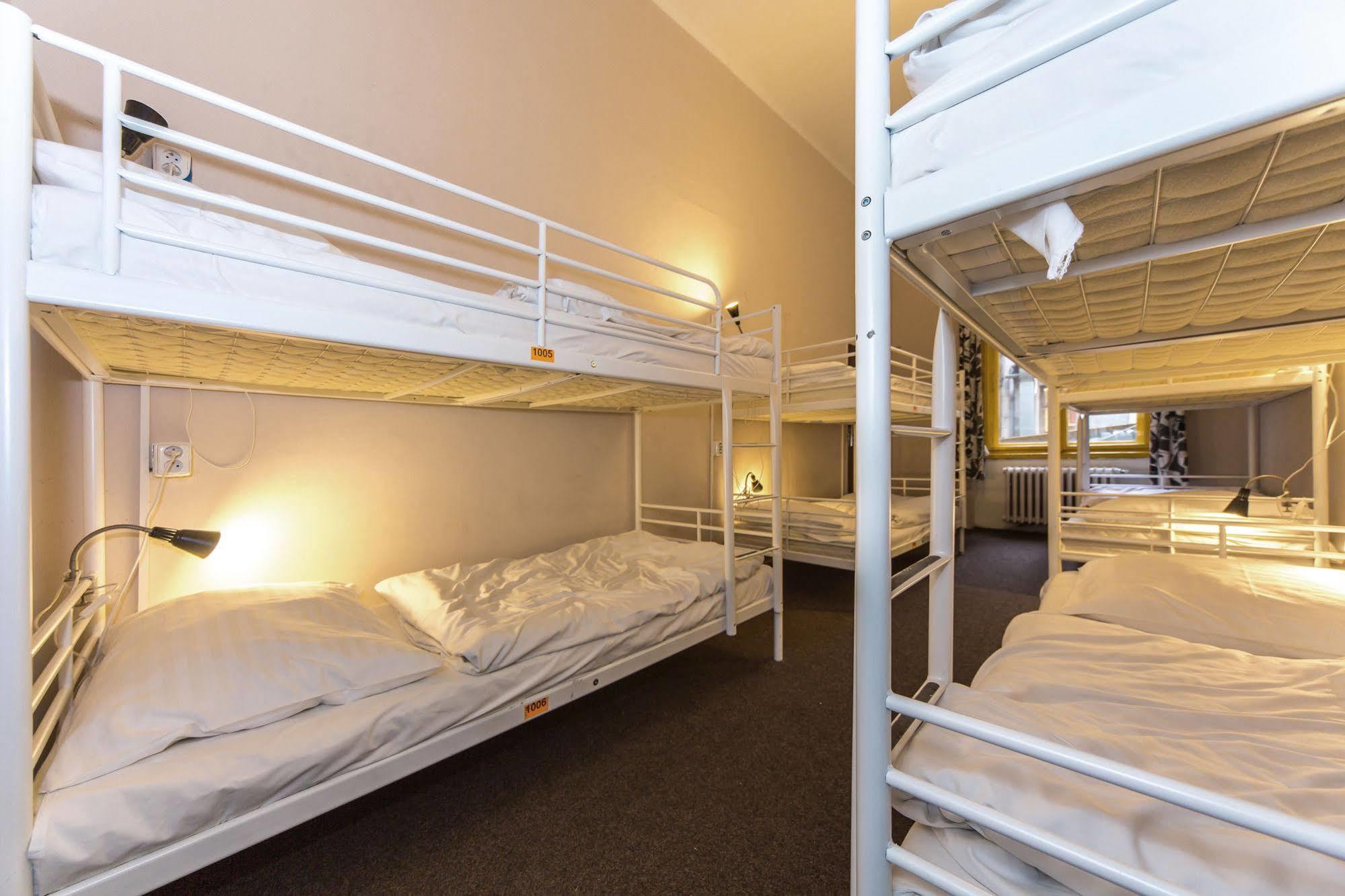 Hostel Orange Прага Экстерьер фото