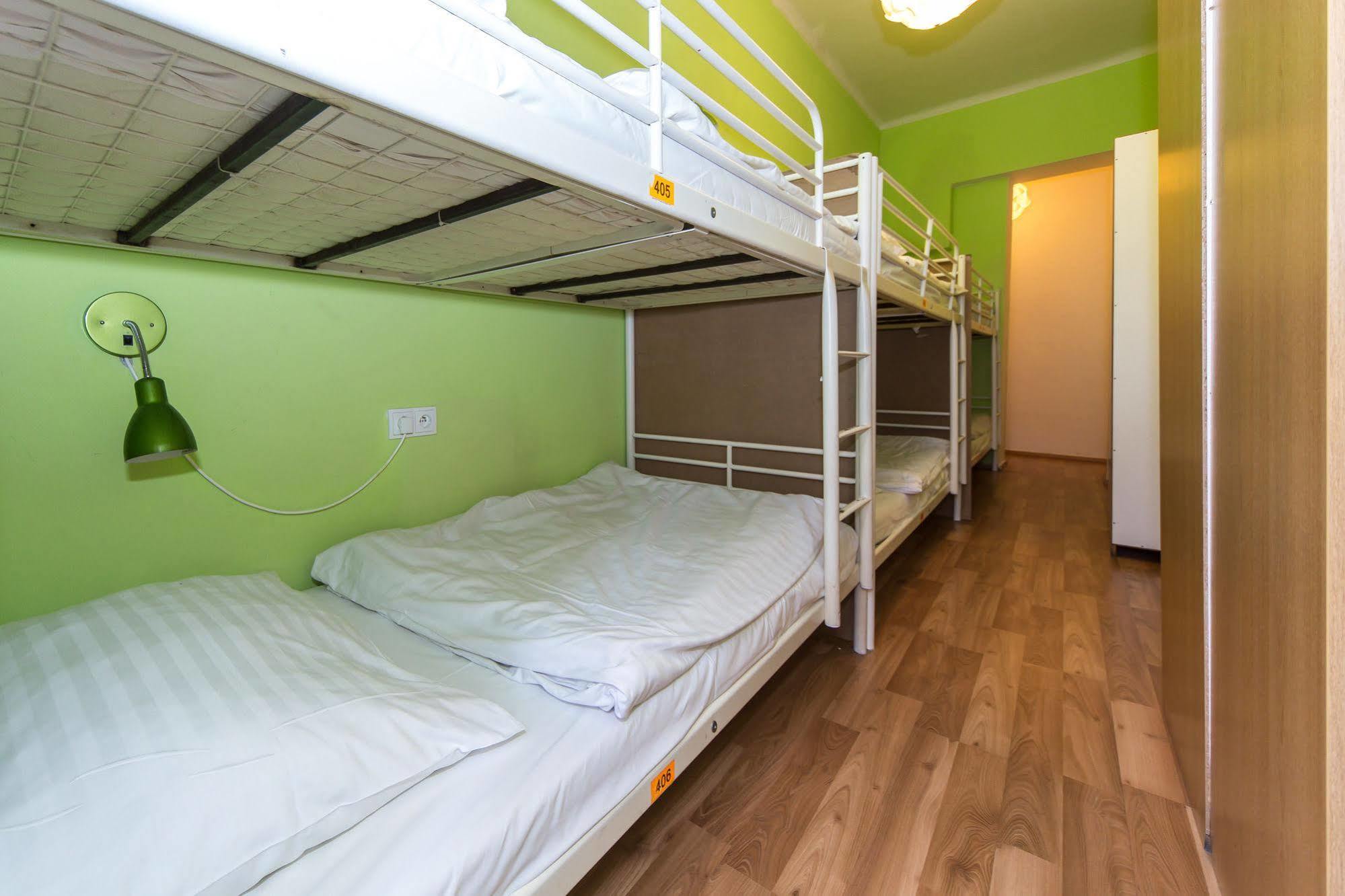 Hostel Orange Прага Экстерьер фото