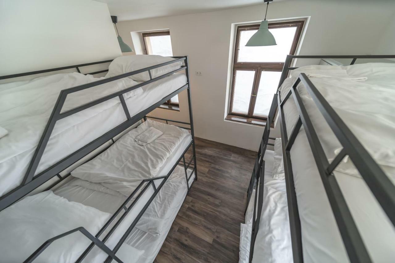 Hostel Orange Прага Экстерьер фото